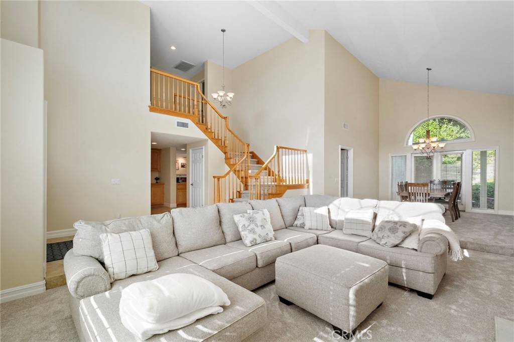 Orange, CA 92867,2811 N Roxbury ST