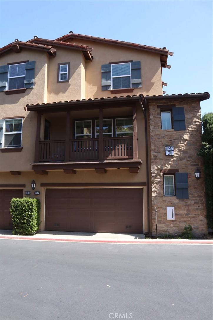 Irvine, CA 92603,117 Jadestone