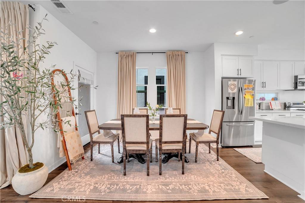 Costa Mesa, CA 92627,516 Caleigh LN