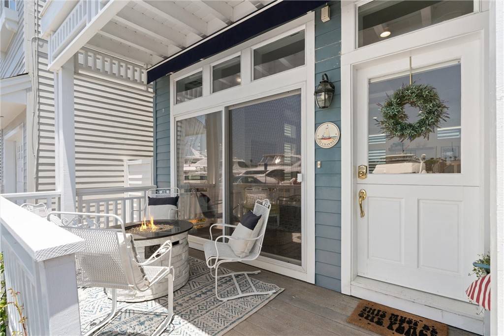 Newport Beach, CA 92663,33 Channel RD
