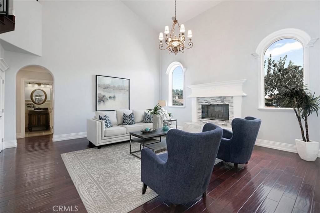 Newport Beach, CA 92663,439 Catalina DR