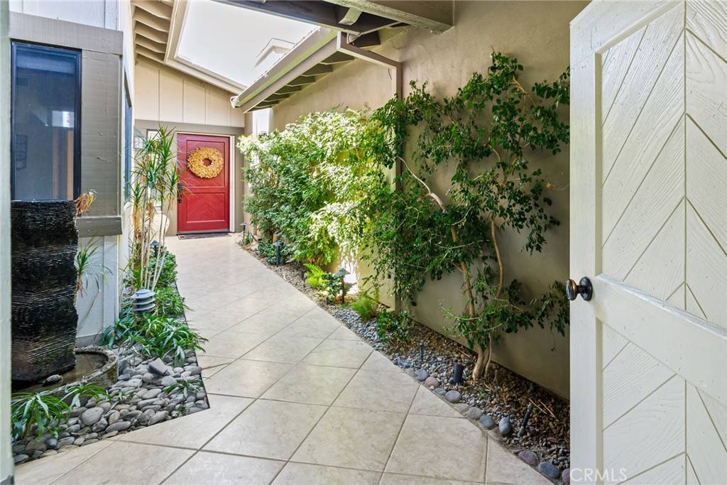 Palm Desert, CA 92211,75 Laredo LN