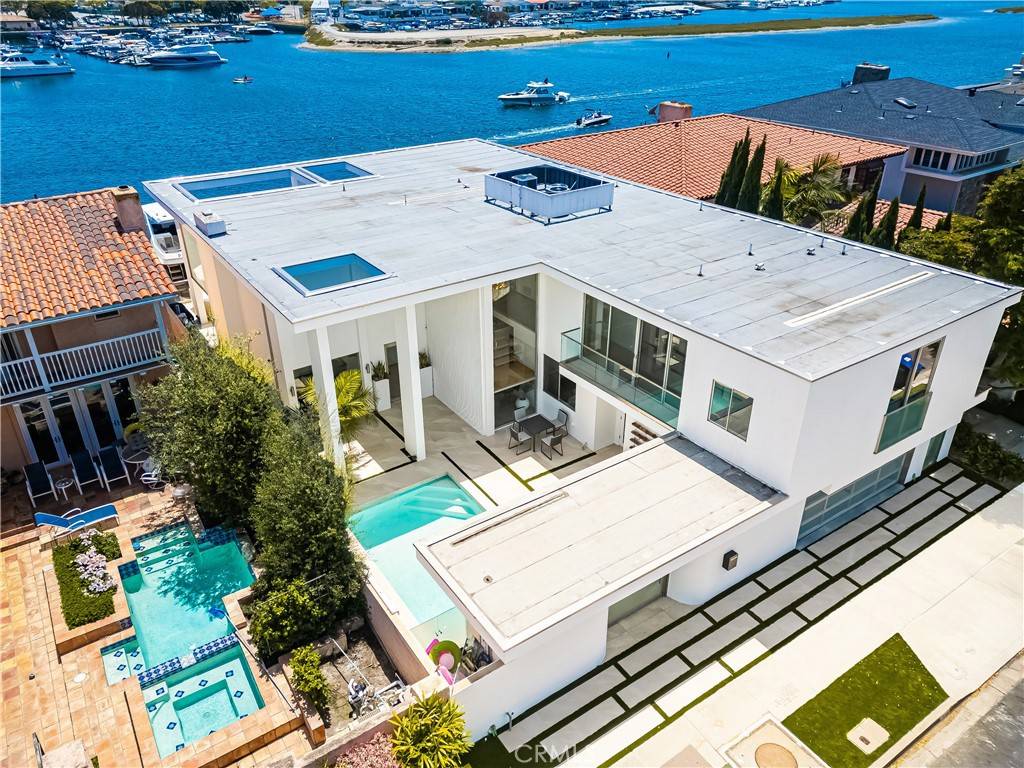 Newport Beach, CA 92660,323 Morning Star LN