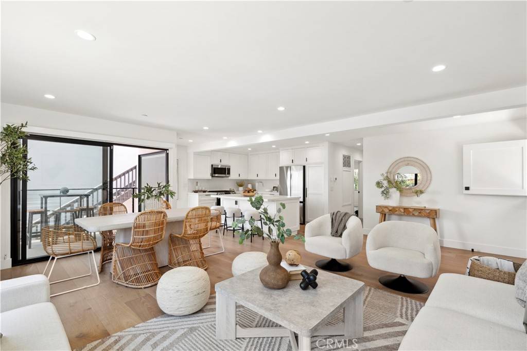 Laguna Beach, CA 92651,246 Fairview ST