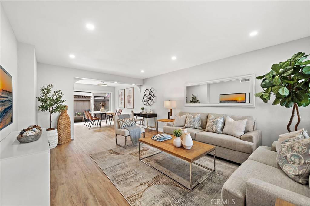 Newport Beach, CA 92663,11 Summerwalk CT