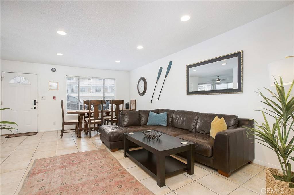 San Clemente, CA 92672,140 Avenida Algodon #A