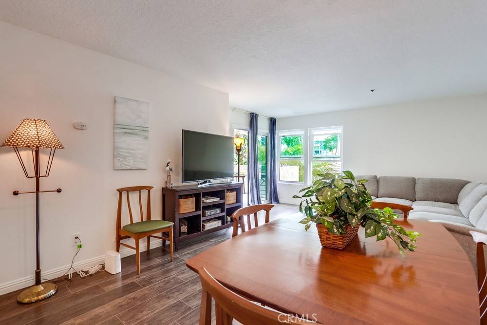 Newport Beach, CA 92663,240 Nice LN #114
