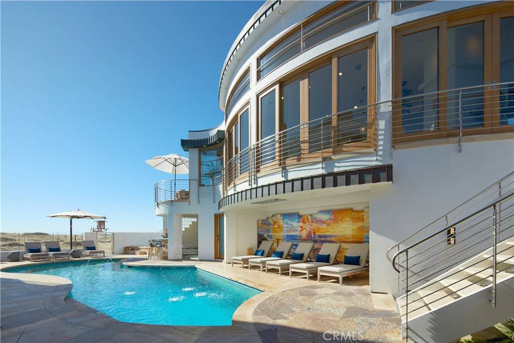 Newport Beach, CA 92661,1510 E Oceanfront