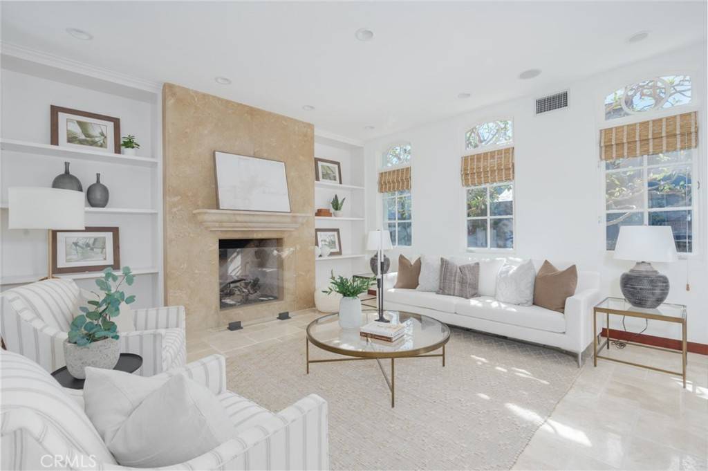 Newport Beach, CA 92663,126 Via Koron