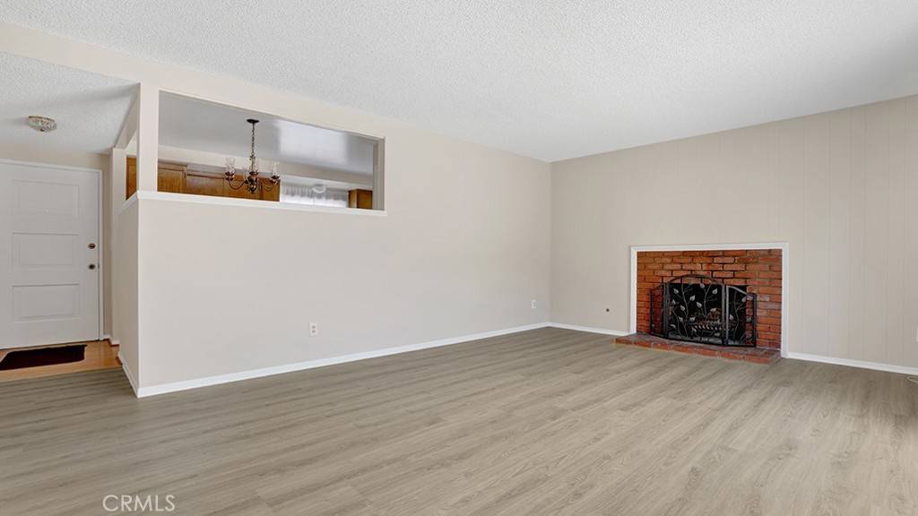 Huntington Beach, CA 92649,5892 Raphael DR