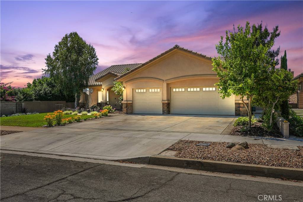Upland, CA 91786,1018 W 15th ST