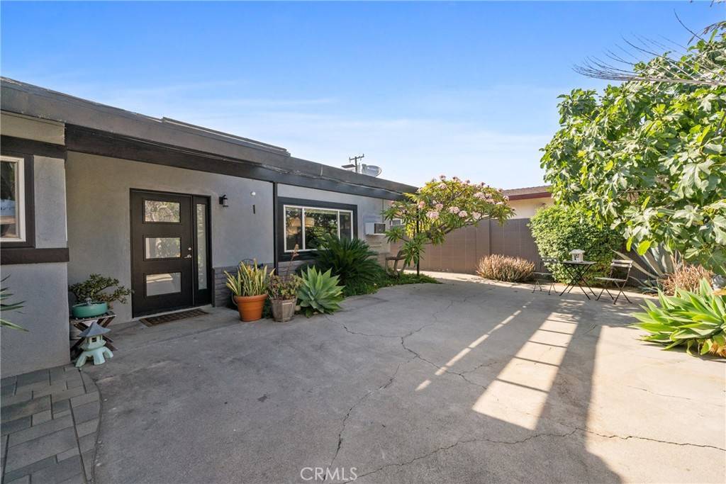 Orange, CA 92867,660 N Highland ST