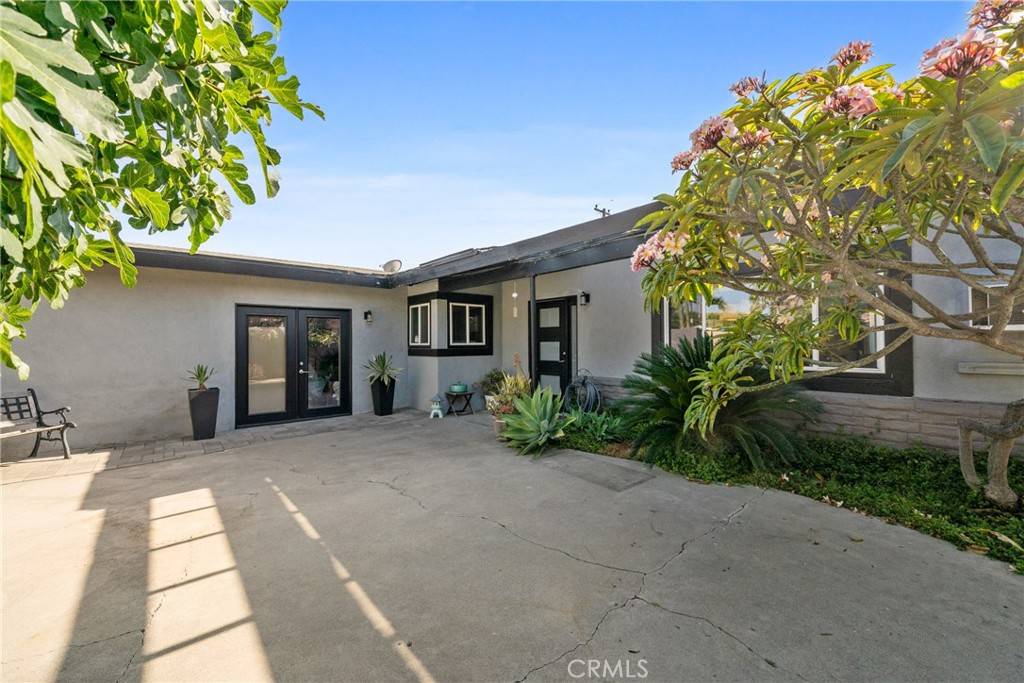 Orange, CA 92867,660 N Highland ST