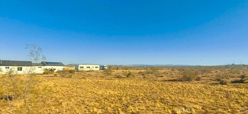 Landers, CA 92285,56133 Jesse RD