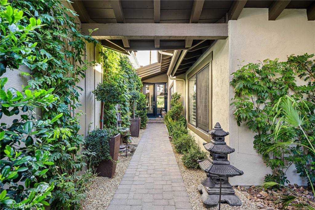Palm Desert, CA 92211,314 Appaloosa Way
