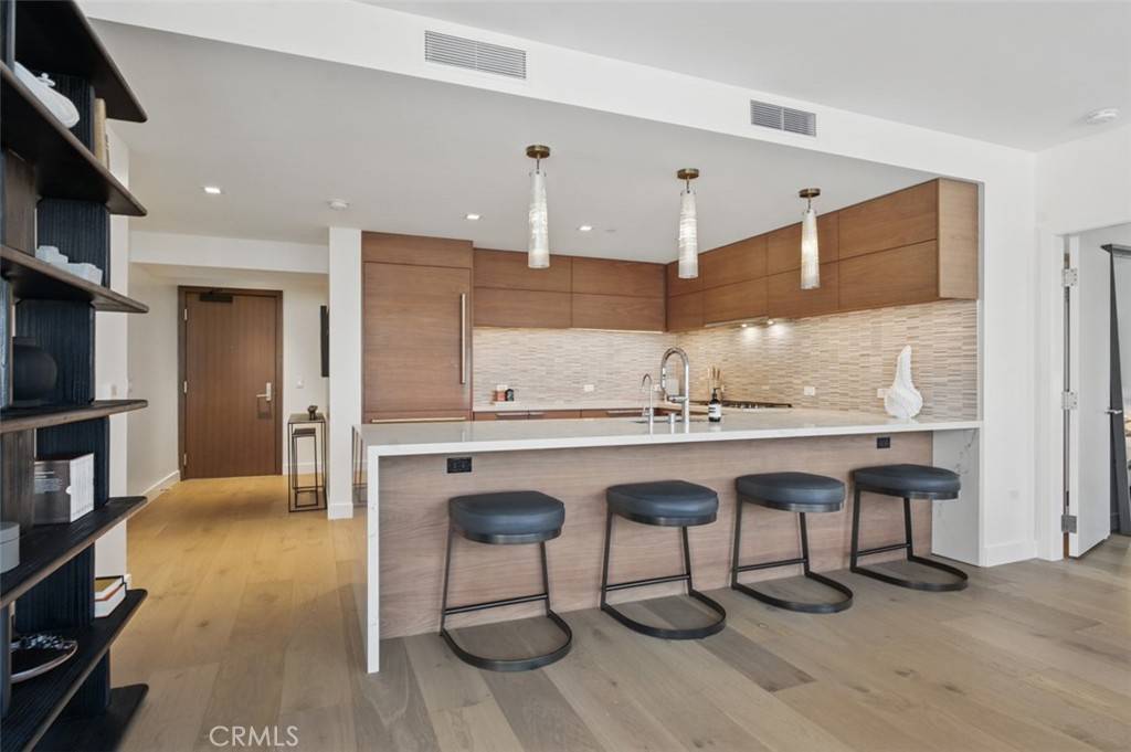 San Diego, CA 92101,888 W E ST #505