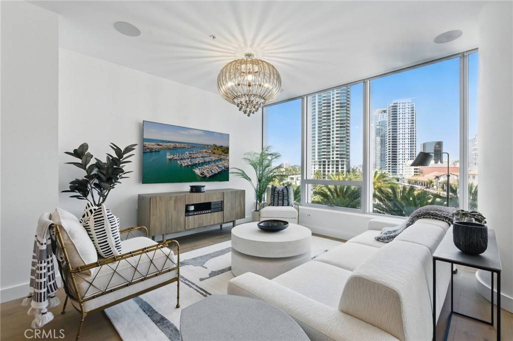 San Diego, CA 92101,888 W E ST #505