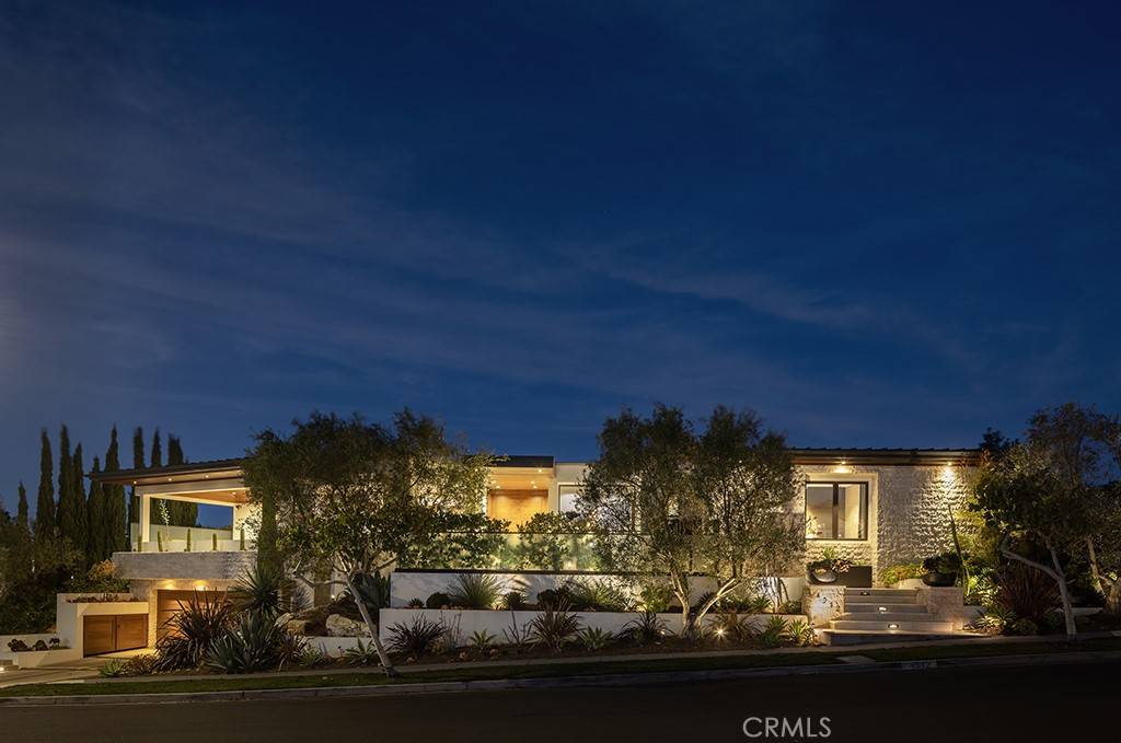 Corona Del Mar, CA 92625,4512 Roxbury RD