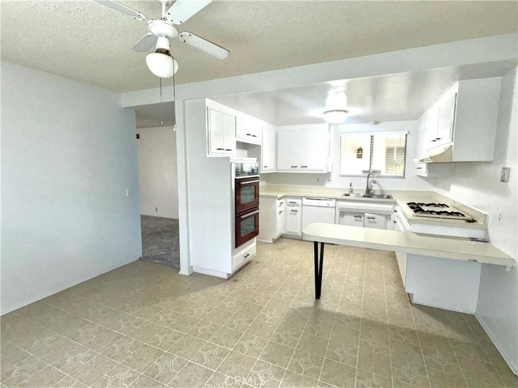 Huntington Beach, CA 92646,10022 Forrestal DR