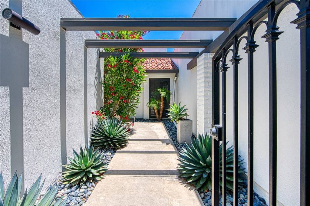 Newport Beach, CA 92660,2008 Baja