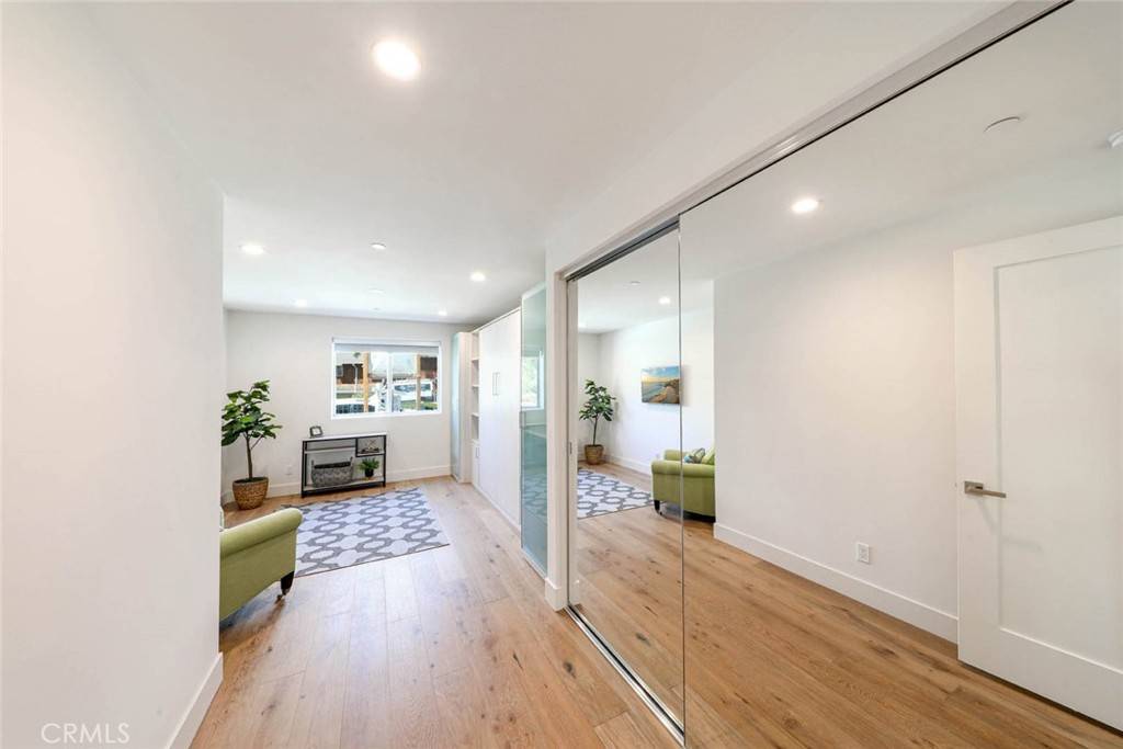 Corona Del Mar, CA 92625,3920 E Coast Highway