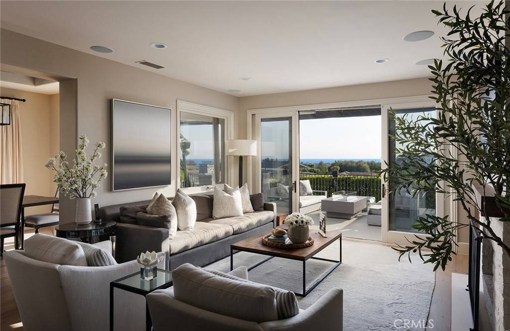Corona Del Mar, CA 92625,420 De Sola TER
