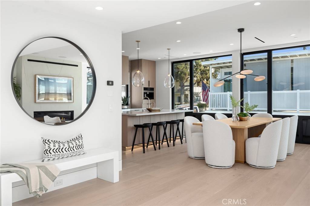 Corona Del Mar, CA 92625,2501 Seaview Ave