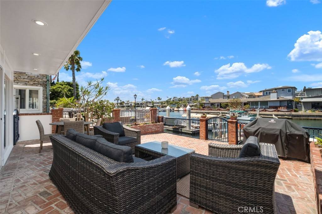 Newport Beach, CA 92663,3810 Channel PL