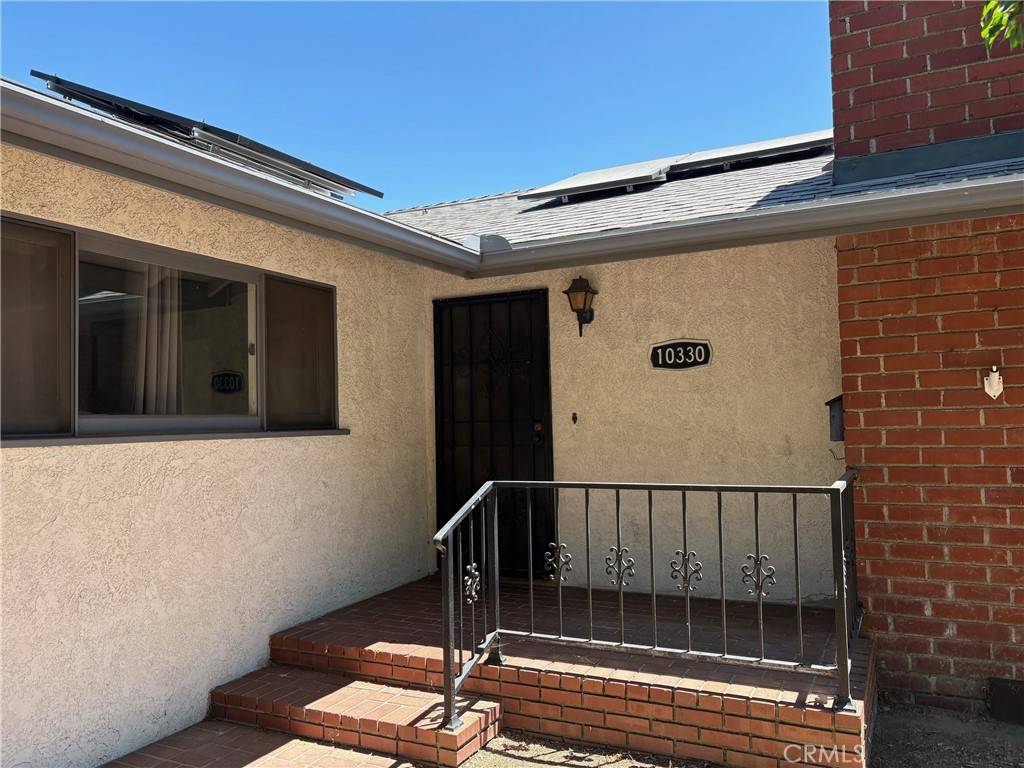 San Fernando, CA 91345,10330 Columbus AVE