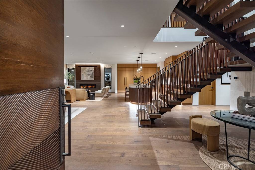 Newport Beach, CA 92663,205 Via Eboli