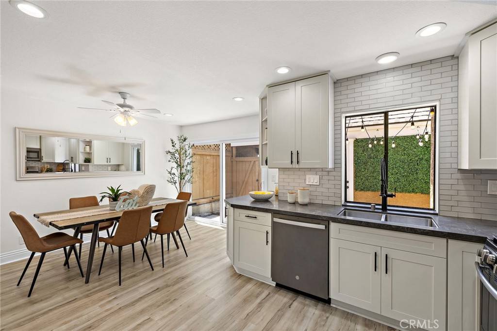 Newport Beach, CA 92663,4 Riptide CT