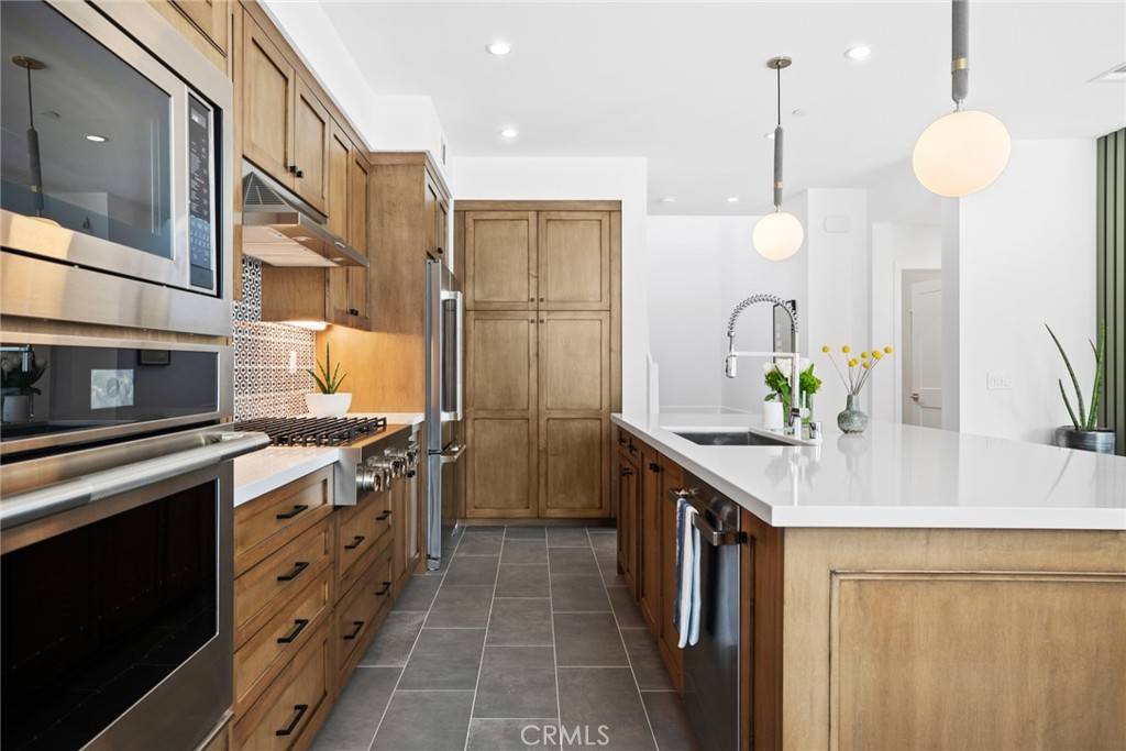Newport Beach, CA 92660,1193 Winslow Ln