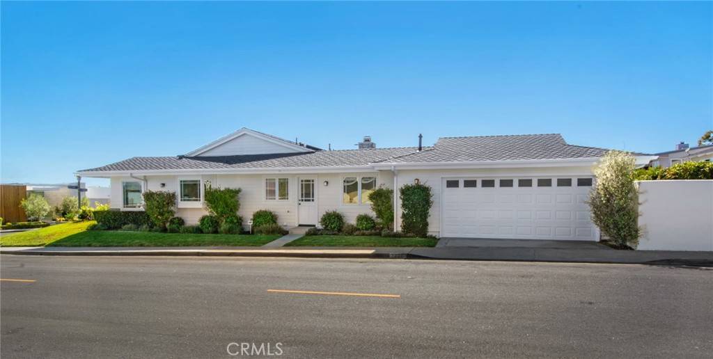 Corona Del Mar, CA 92625,1120 Dolphin
