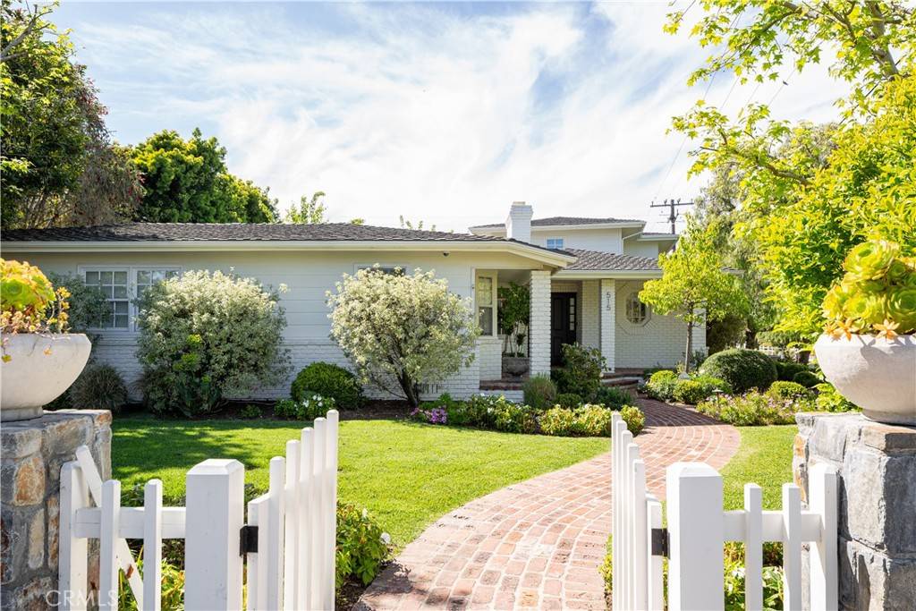 Newport Beach, CA 92663,515 Kings PL