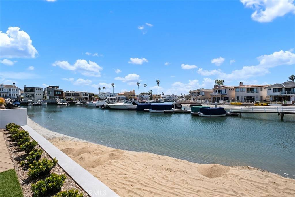Newport Beach, CA 92663,20 Balboa Coves