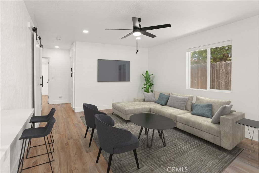 Huntington Beach, CA 92646,18421 Patterson LN