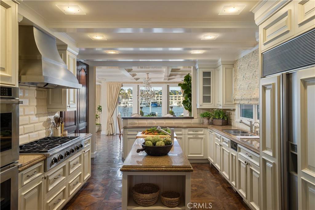 Newport Beach, CA 92663,600 Via Lido Nord