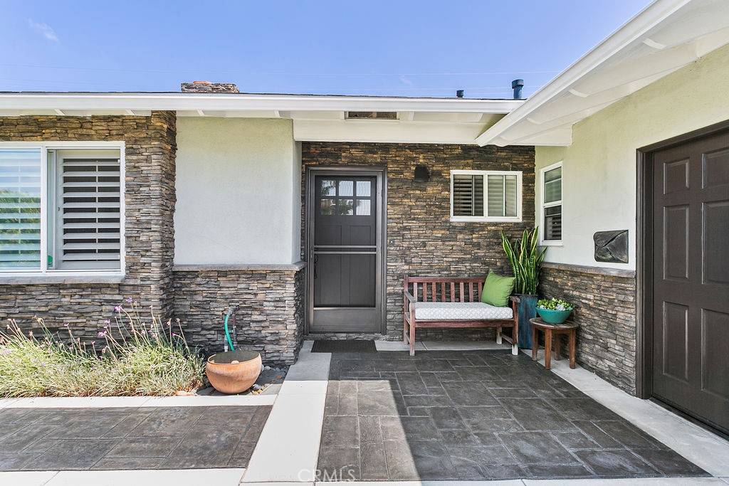 Costa Mesa, CA 92626,300 Bucknell RD