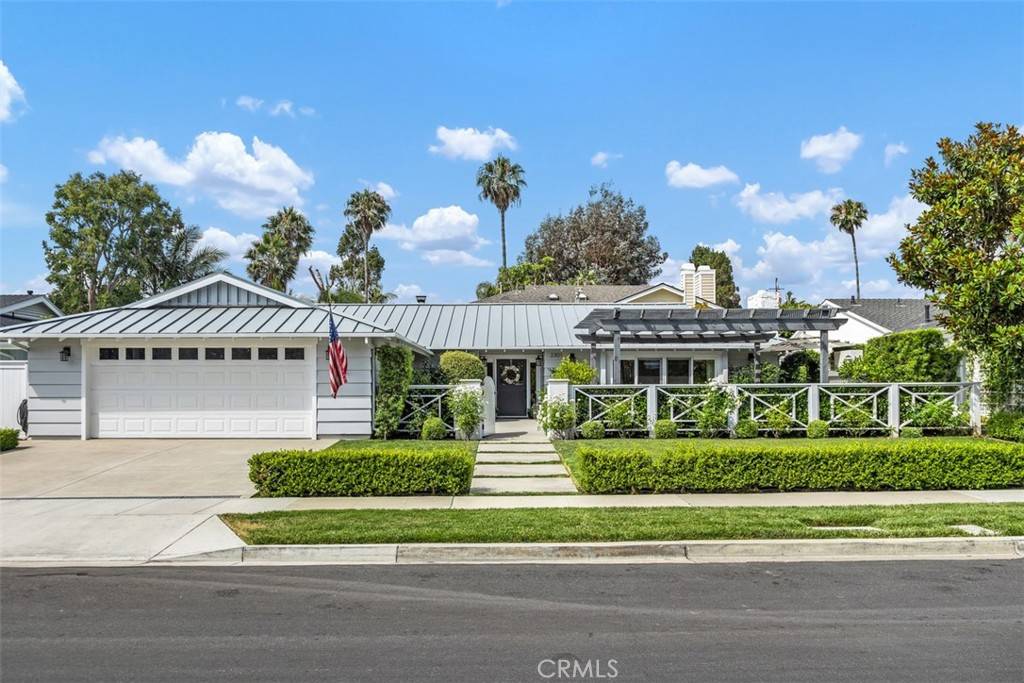 Newport Beach, CA 92660,2301 Private RD