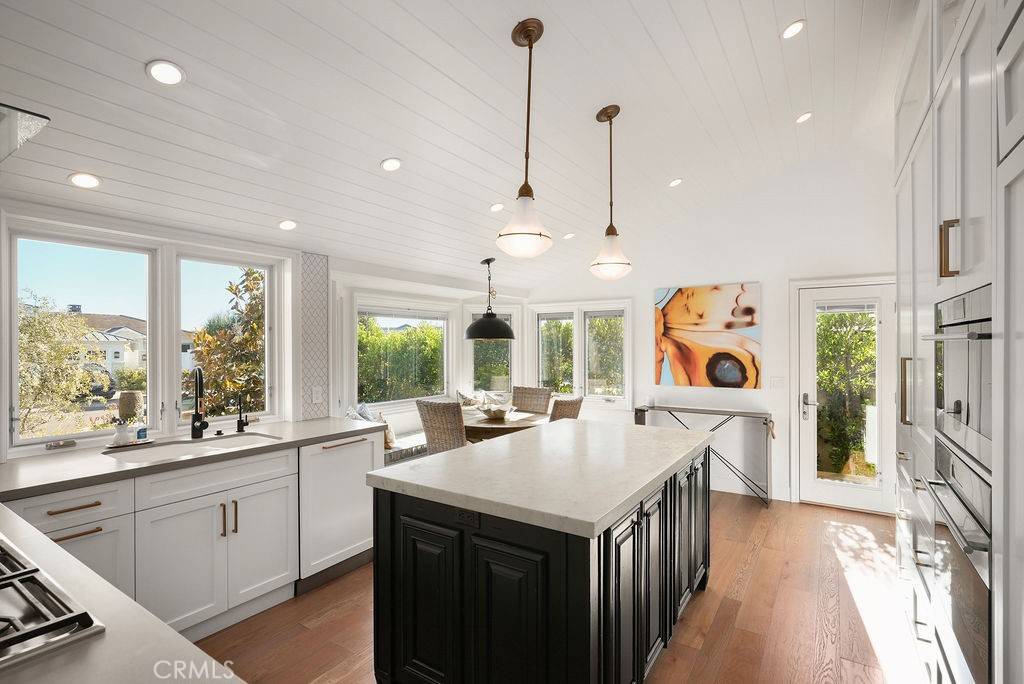 Corona Del Mar, CA 92625,3808 Sandune LN