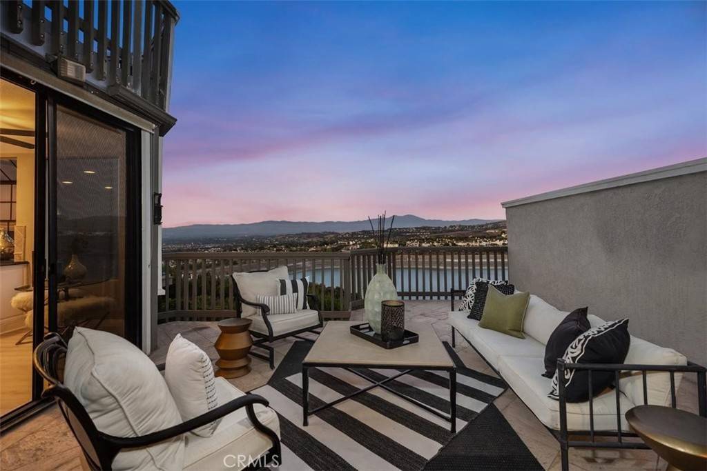 Newport Beach, CA 92660,26 Coventry #25