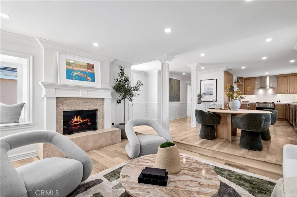 Corona Del Mar, CA 92625,309 Marguerite AVE #B