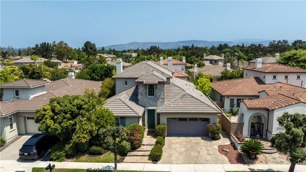 Irvine, CA 92602,11 Flora Springs