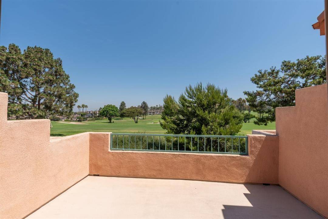 Newport Beach, CA 92660,260 Villa Point DR