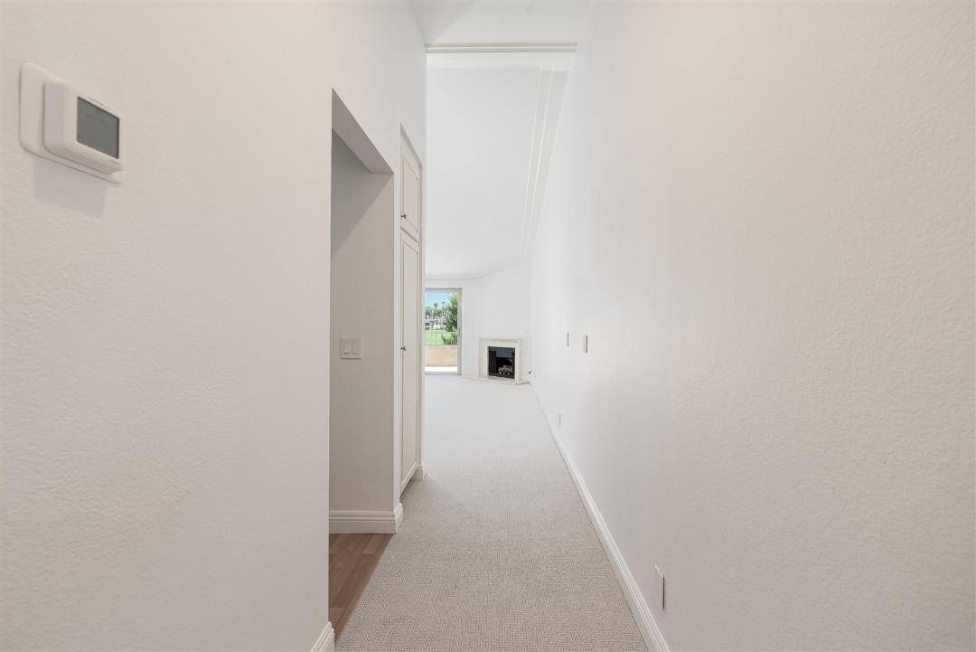 Newport Beach, CA 92660,260 Villa Point DR