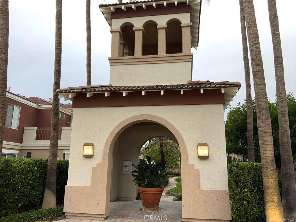 Lake Forest, CA 92610,8 Santa Barbara CT