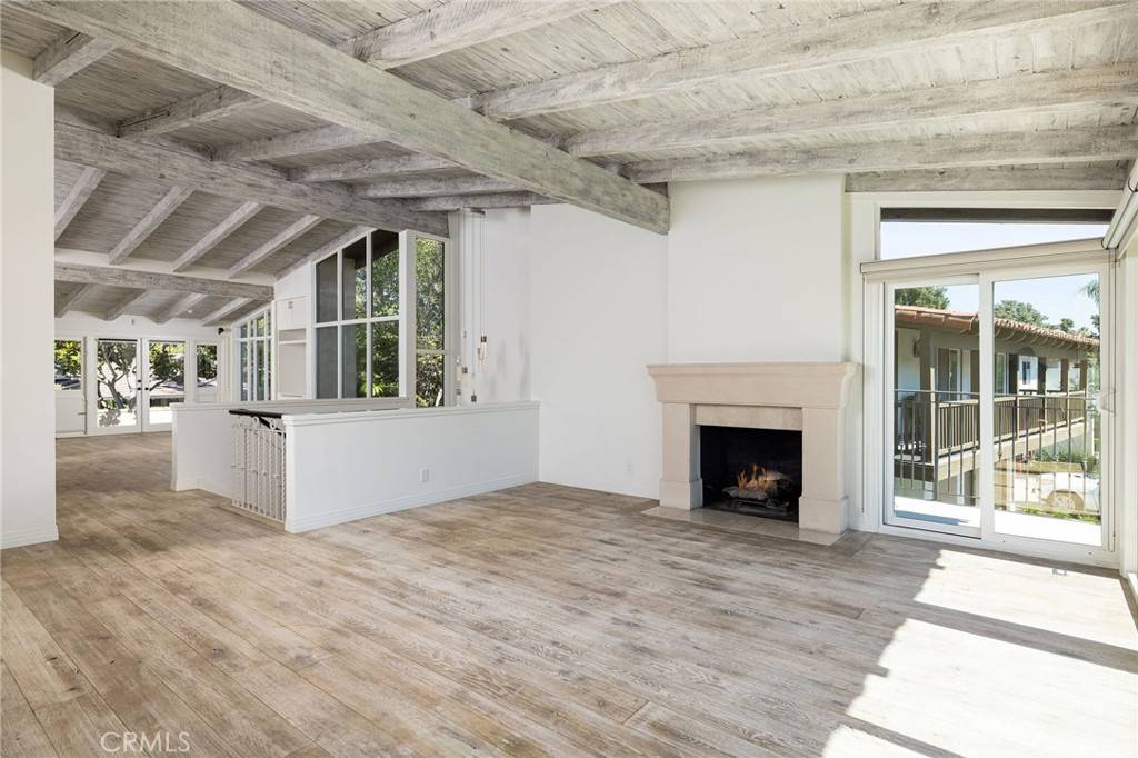 Newport Beach, CA 92660,409 Vista Grande