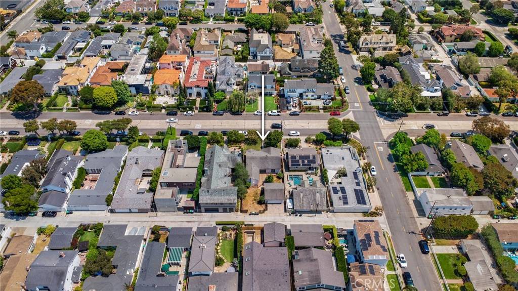 Newport Beach, CA 92663,511 Santa Ana AVE