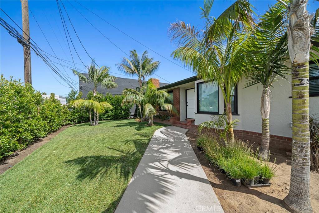 Costa Mesa, CA 92627,128 Rochester St