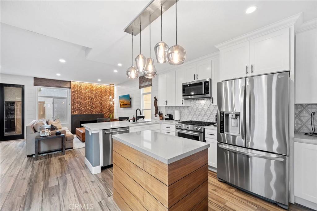 Huntington Beach, CA 92648,310 18th Street